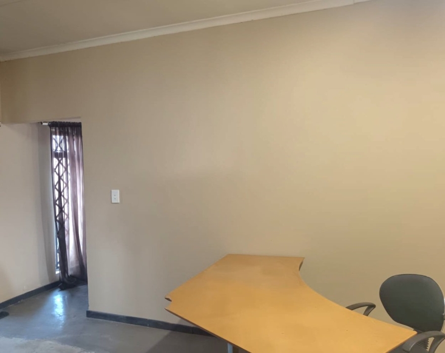 4 Bedroom Property for Sale in Primindia North West